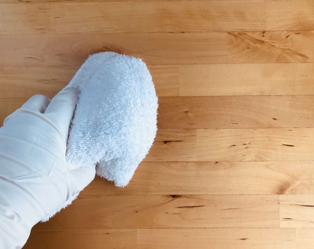 How to Get Nail Polish Off Hardwood Floors - Cleanzen