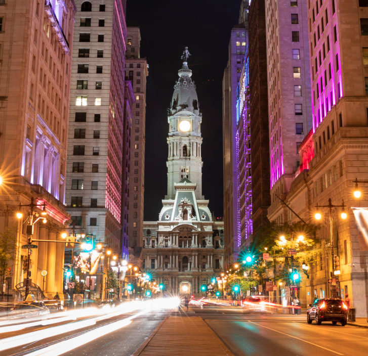 night view at Philadelphia City Hall and clock tower