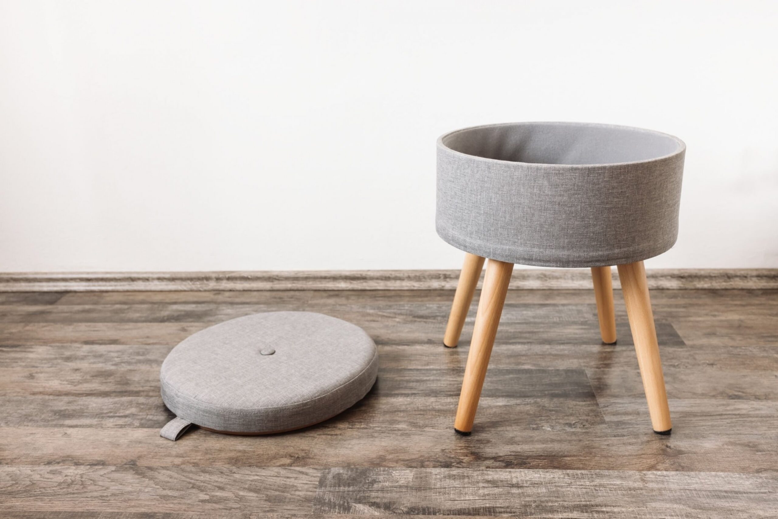 Trendy stool with and build in storage