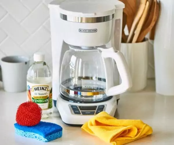 Coffee Maker with Cleaning Supplies