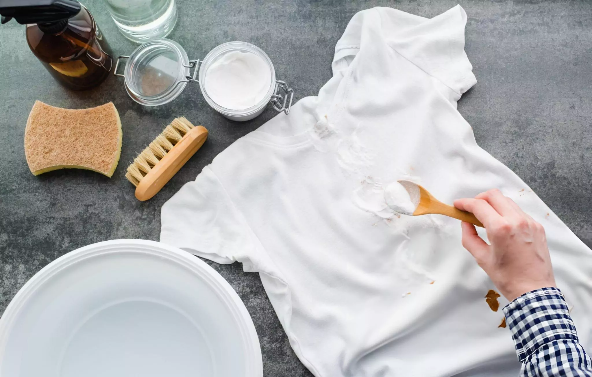 how-to-use-vinegar-in-laundry-cleanzen
